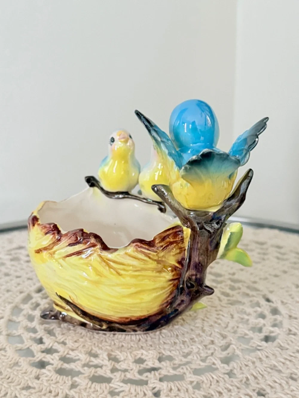 Norcrest  Vintage 1950's Bluebird Planter Mother Bird Perched w Her Two Babies